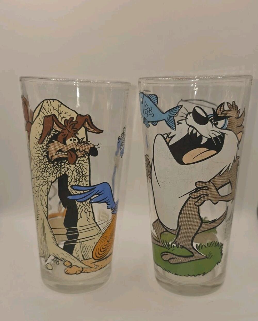 2 Vintage 1976 Warner Bros Looney Tunes - Pepsi Collector Series Glass Taz